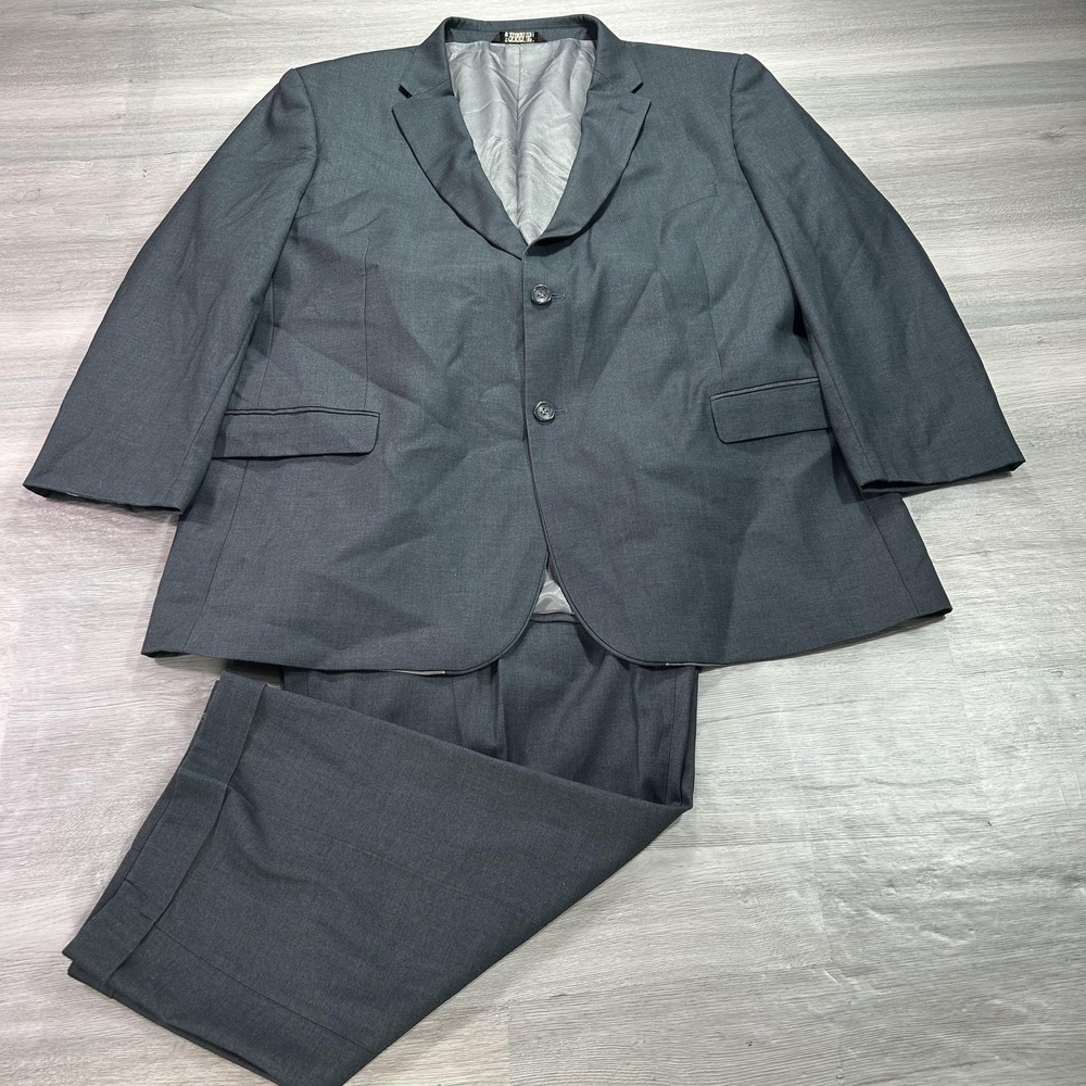 Caravelli Suit Mens 50R Jacket 42x26 Pants Gray Solid 2 Piece Dress Business‎